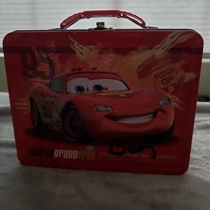 Metal lunchbox